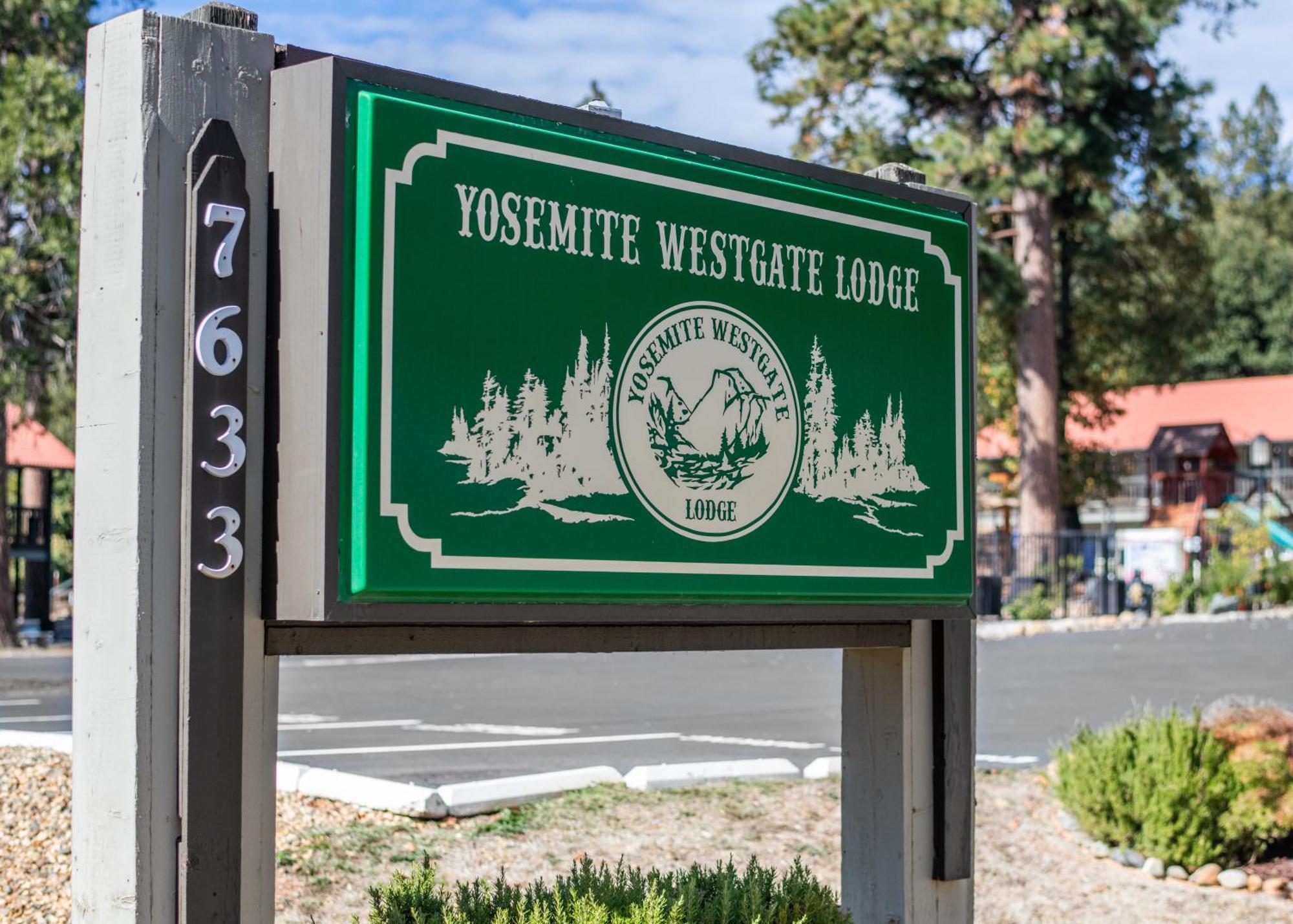 Yosemite Westgate Lodge Groveland Exteriör bild